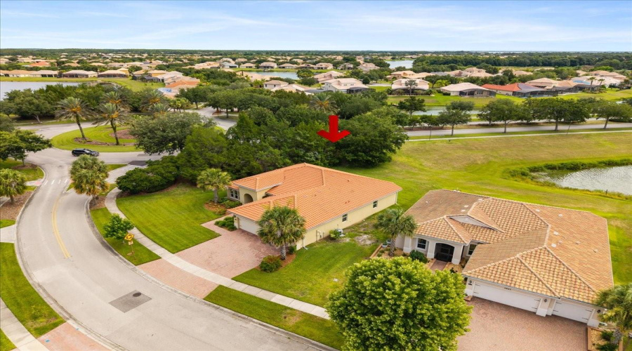 KISSIMMEE, Florida 34746, 3 Bedrooms Bedrooms, ,2 BathroomsBathrooms,Residential,For Sale,BOWFIN,0,MFRS5151840