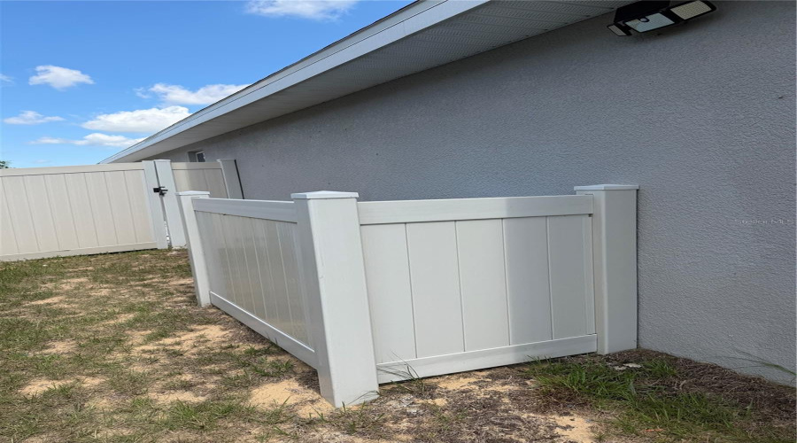 Receptacle storage