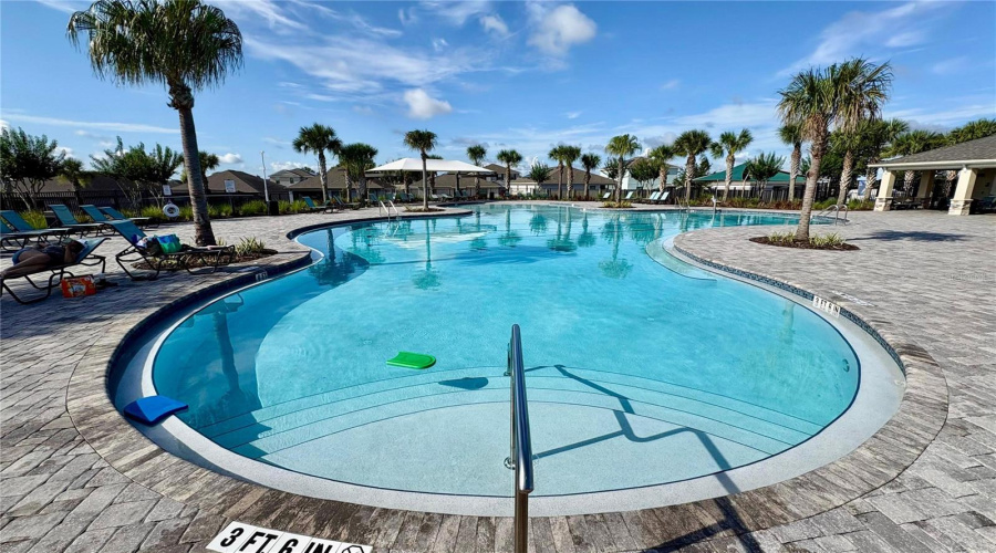 Community pool