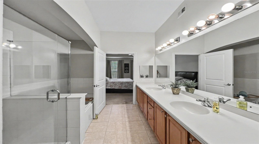 CELEBRATION, Florida 34747, 2 Bedrooms Bedrooms, ,2 BathroomsBathrooms,Residential,For Sale,CELEBRATION,0,MFRO6416695