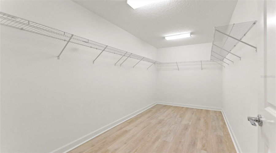 DAVENPORT, Florida 33896, 3 Bedrooms Bedrooms, ,2 BathroomsBathrooms,Residential,For Sale,BETH PAGE,0,MFRS5151718
