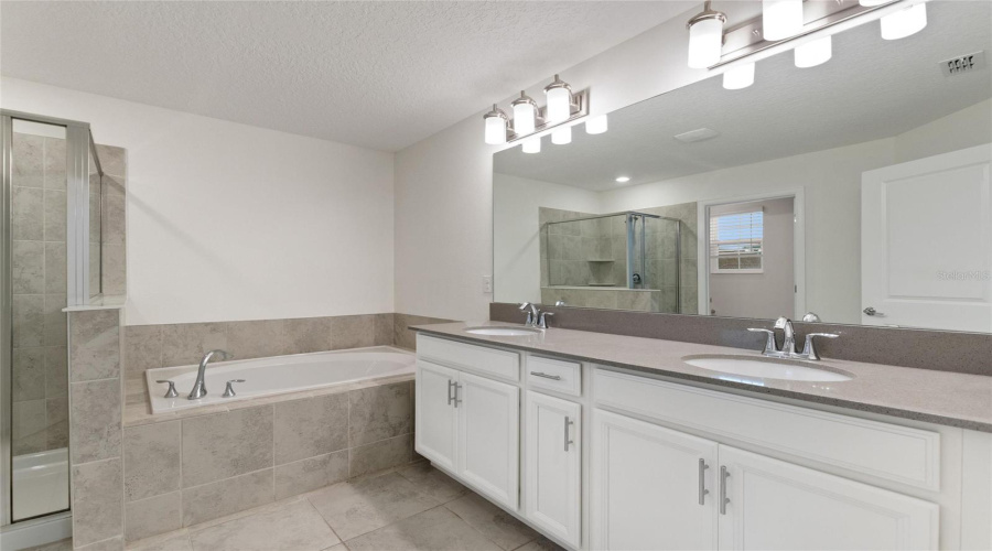 DAVENPORT, Florida 33896, 3 Bedrooms Bedrooms, ,2 BathroomsBathrooms,Residential,For Sale,BETH PAGE,0,MFRS5151718