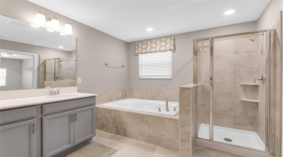 DAVENPORT, Florida 33896, 4 Bedrooms Bedrooms, ,2 BathroomsBathrooms,Residential,For Sale,BETH PAGE LN,0,MFRS5151831