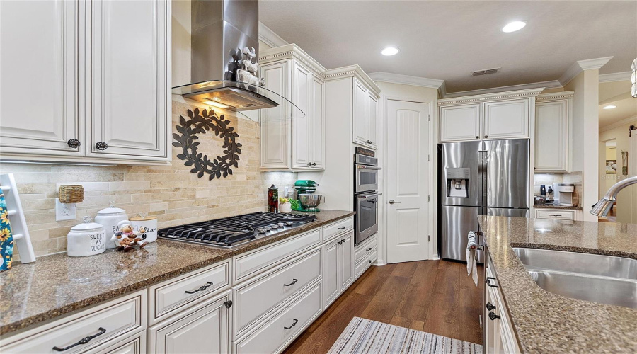 DAVENPORT, Florida 33837, 3 Bedrooms Bedrooms, ,2 BathroomsBathrooms,Residential,For Sale,ZAMORA,0,MFRS5151818