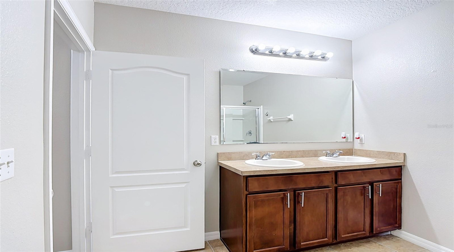 DAVENPORT, Florida 33896, 3 Bedrooms Bedrooms, ,2 BathroomsBathrooms,Residential,For Sale,TAMARIND,0,MFRC7527281