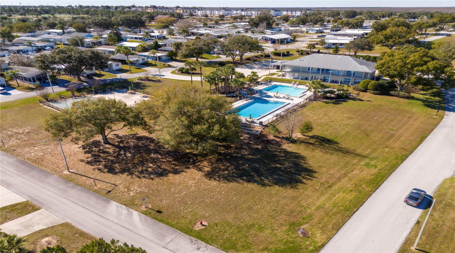 DAVENPORT, Florida 33897, 4 Bedrooms Bedrooms, ,2 BathroomsBathrooms,Residential,For Sale,HIGHWAY 27,0,MFRO6378237