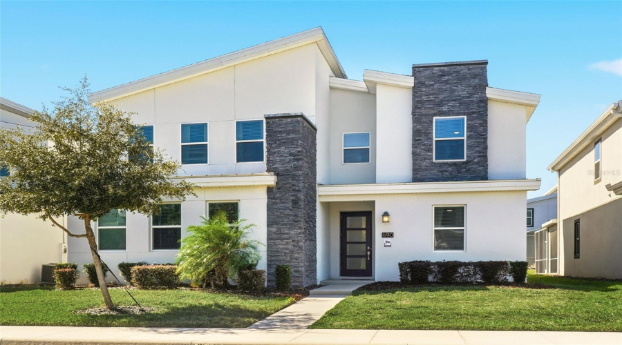 DAVENPORT, Florida 33896, 8 Bedrooms Bedrooms, ,6 BathroomsBathrooms,Residential,For Sale,DROP SHOT,0,MFRGC541195