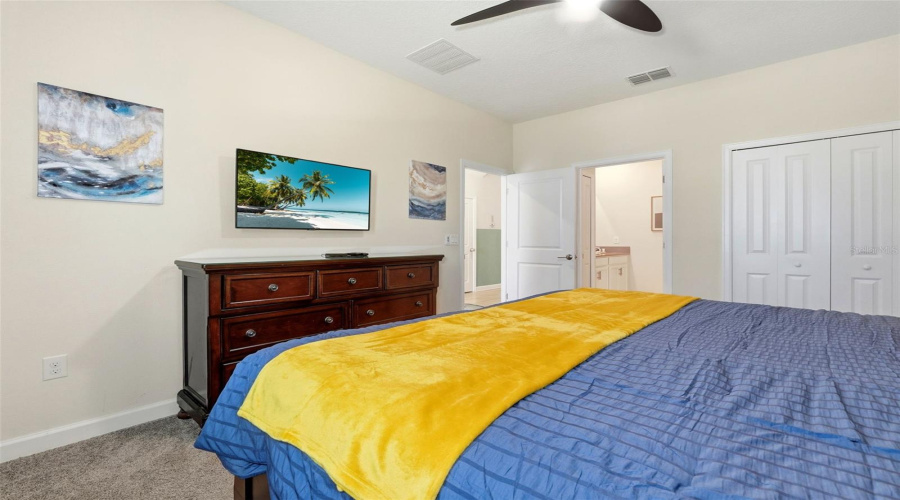 DAVENPORT, Florida 33896, 8 Bedrooms Bedrooms, ,6 BathroomsBathrooms,Residential,For Sale,DROP SHOT,0,MFRGC541195