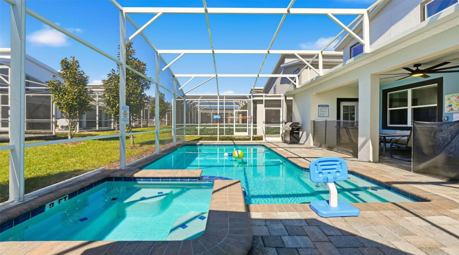 DAVENPORT, Florida 33896, 8 Bedrooms Bedrooms, ,6 BathroomsBathrooms,Residential,For Sale,DROP SHOT,0,MFRGC541195