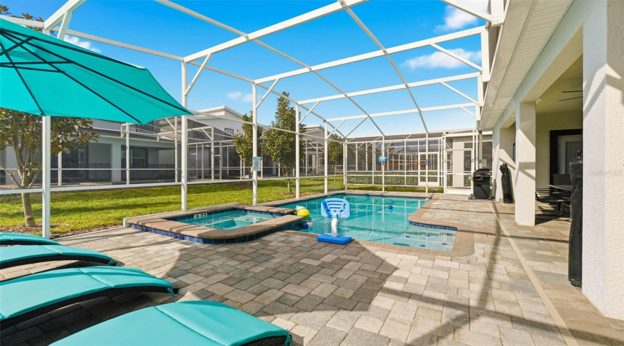 DAVENPORT, Florida 33896, 8 Bedrooms Bedrooms, ,6 BathroomsBathrooms,Residential,For Sale,DROP SHOT,0,MFRGC541195