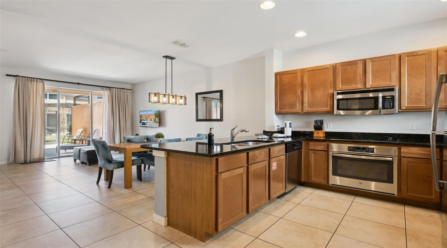 KISSIMMEE, Florida 34746, 2 Bedrooms Bedrooms, ,2 BathroomsBathrooms,Residential,For Sale,BUGATTI,0,MFRS5151918