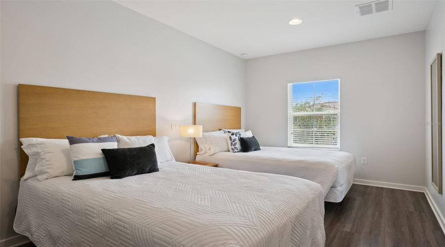 KISSIMMEE, Florida 34746, 2 Bedrooms Bedrooms, ,2 BathroomsBathrooms,Residential,For Sale,BUGATTI,0,MFRS5151918