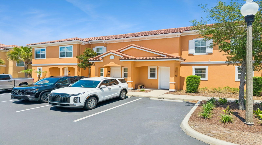 KISSIMMEE, Florida 34746, 2 Bedrooms Bedrooms, ,2 BathroomsBathrooms,Residential,For Sale,BUGATTI,0,MFRS5151918