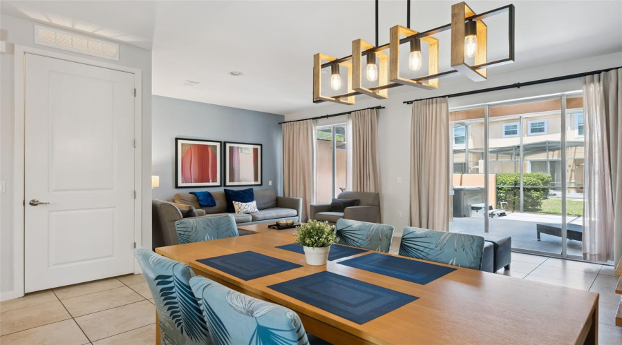 KISSIMMEE, Florida 34746, 2 Bedrooms Bedrooms, ,2 BathroomsBathrooms,Residential,For Sale,BUGATTI,0,MFRS5151918