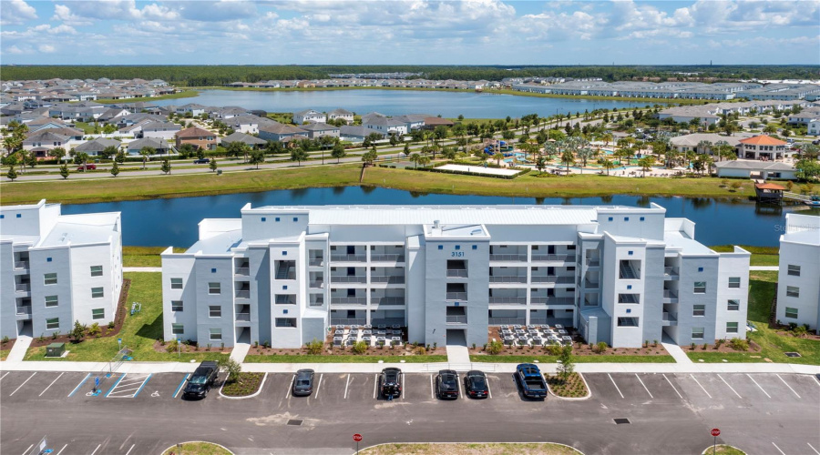 KISSIMMEE, Florida 34746, 2 Bedrooms Bedrooms, ,2 BathroomsBathrooms,Residential,For Sale,PARADOX,0,MFRS5151649