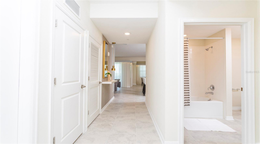 KISSIMMEE, Florida 34746, 2 Bedrooms Bedrooms, ,2 BathroomsBathrooms,Residential,For Sale,PARADOX,0,MFRS5151649