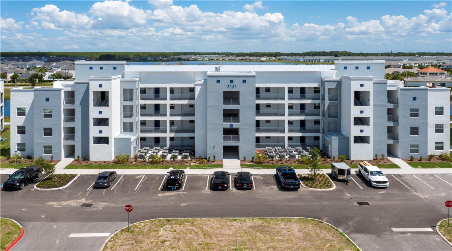 KISSIMMEE, Florida 34746, 2 Bedrooms Bedrooms, ,2 BathroomsBathrooms,Residential,For Sale,PARADOX,0,MFRS5151649