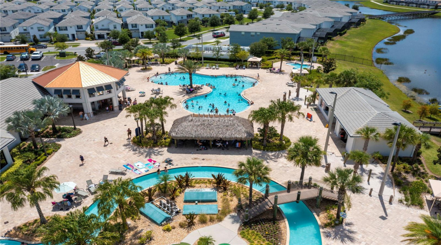 KISSIMMEE, Florida 34746, 2 Bedrooms Bedrooms, ,2 BathroomsBathrooms,Residential,For Sale,PARADOX,0,MFRS5151649