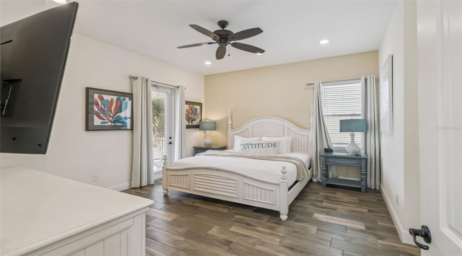 KISSIMMEE, Florida 34747, 2 Bedrooms Bedrooms, ,2 BathroomsBathrooms,Residential,For Sale,KNEE DEEP,0,MFRS5151963