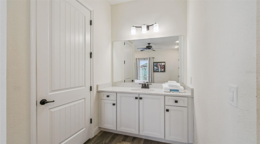 KISSIMMEE, Florida 34747, 2 Bedrooms Bedrooms, ,2 BathroomsBathrooms,Residential,For Sale,KNEE DEEP,0,MFRS5151963