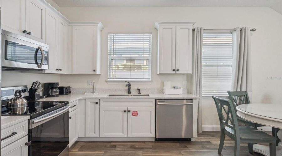 KISSIMMEE, Florida 34747, 2 Bedrooms Bedrooms, ,2 BathroomsBathrooms,Residential,For Sale,KNEE DEEP,0,MFRS5151963