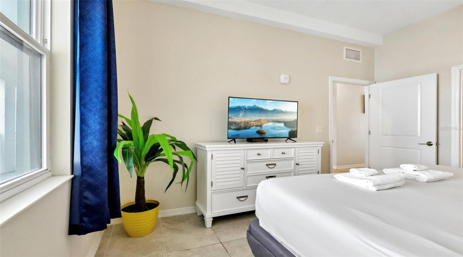 KISSIMMEE, Florida 34746, 2 Bedrooms Bedrooms, ,2 BathroomsBathrooms,Residential,For Sale,PARADOX,0,MFRP4939060