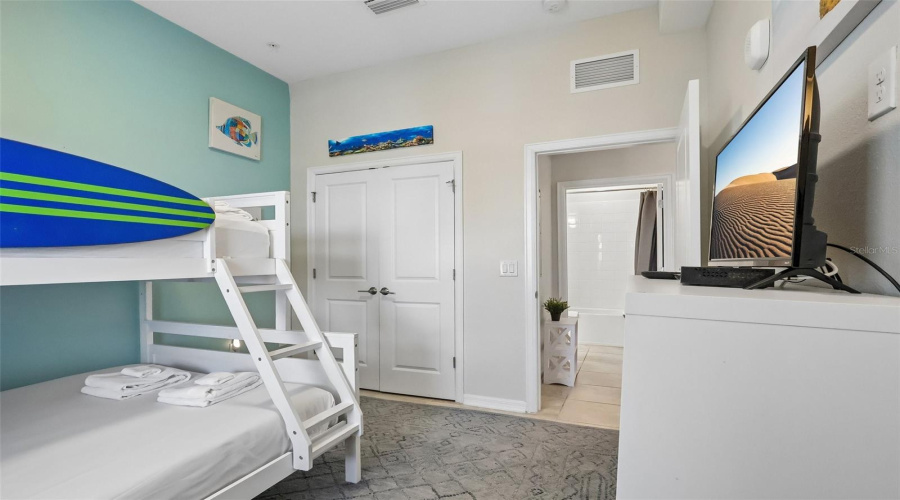 KISSIMMEE, Florida 34746, 2 Bedrooms Bedrooms, ,2 BathroomsBathrooms,Residential,For Sale,PARADOX,0,MFRP4939060