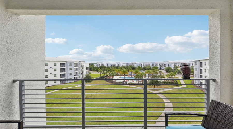 KISSIMMEE, Florida 34746, 2 Bedrooms Bedrooms, ,2 BathroomsBathrooms,Residential,For Sale,PARADOX,0,MFRP4939060