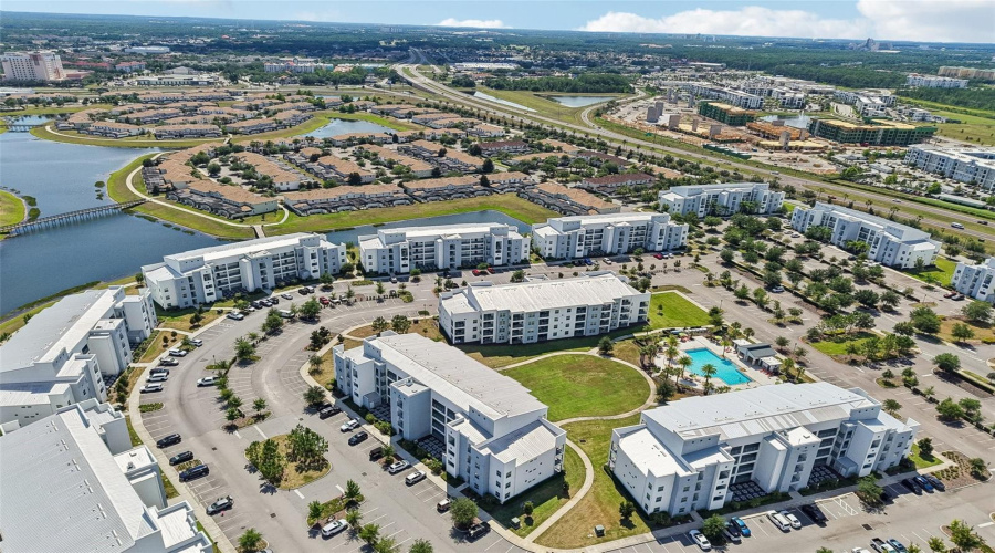 KISSIMMEE, Florida 34746, 2 Bedrooms Bedrooms, ,2 BathroomsBathrooms,Residential,For Sale,PARADOX,0,MFRP4939060