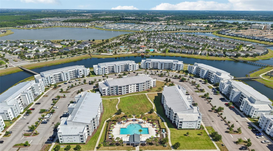 KISSIMMEE, Florida 34746, 2 Bedrooms Bedrooms, ,2 BathroomsBathrooms,Residential,For Sale,PARADOX,0,MFRP4939060