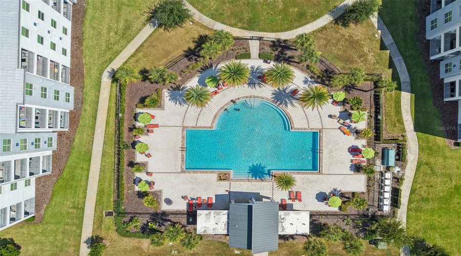 KISSIMMEE, Florida 34746, 2 Bedrooms Bedrooms, ,2 BathroomsBathrooms,Residential,For Sale,PARADOX,0,MFRP4939060