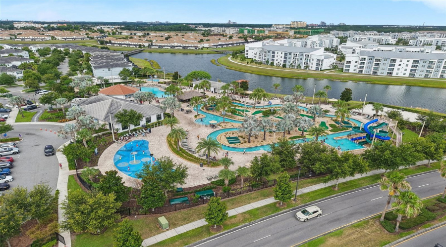 KISSIMMEE, Florida 34746, 2 Bedrooms Bedrooms, ,2 BathroomsBathrooms,Residential,For Sale,PARADOX,0,MFRP4939060