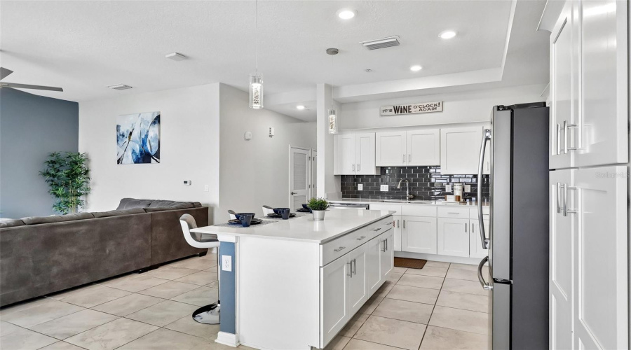 KISSIMMEE, Florida 34746, 2 Bedrooms Bedrooms, ,2 BathroomsBathrooms,Residential,For Sale,PARADOX,0,MFRP4939060