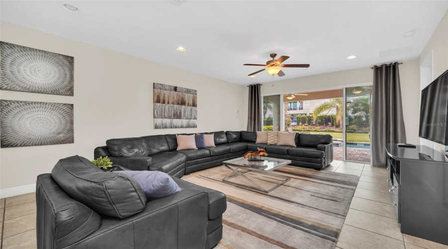 KISSIMMEE, Florida 34747, 6 Bedrooms Bedrooms, ,6 BathroomsBathrooms,Residential,For Sale,BURMA,0,MFRO6416434
