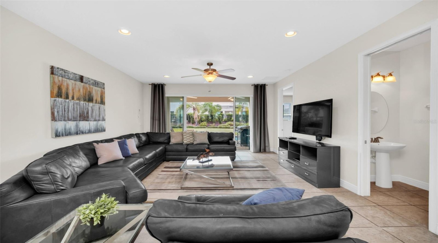 KISSIMMEE, Florida 34747, 6 Bedrooms Bedrooms, ,6 BathroomsBathrooms,Residential,For Sale,BURMA,0,MFRO6416434