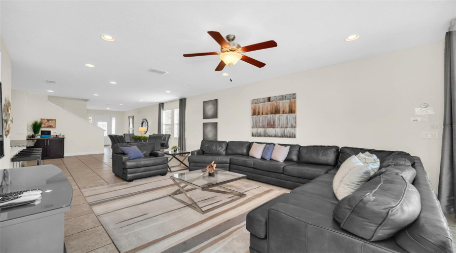 KISSIMMEE, Florida 34747, 6 Bedrooms Bedrooms, ,6 BathroomsBathrooms,Residential,For Sale,BURMA,0,MFRO6416434