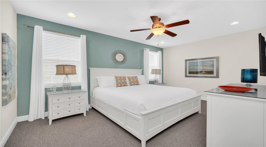 KISSIMMEE, Florida 34747, 6 Bedrooms Bedrooms, ,6 BathroomsBathrooms,Residential,For Sale,BURMA,0,MFRO6416434