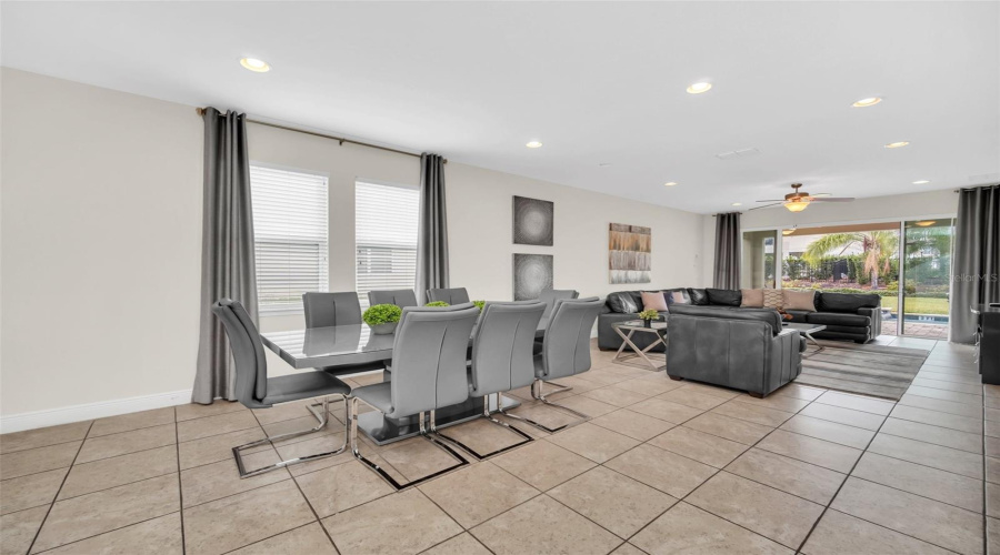 KISSIMMEE, Florida 34747, 6 Bedrooms Bedrooms, ,6 BathroomsBathrooms,Residential,For Sale,BURMA,0,MFRO6416434
