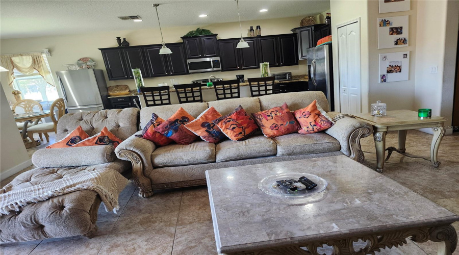 DAVENPORT, Florida 33837, 4 Bedrooms Bedrooms, ,3 BathroomsBathrooms,Residential,For Sale,LAKE SIDE,0,MFRS5149453