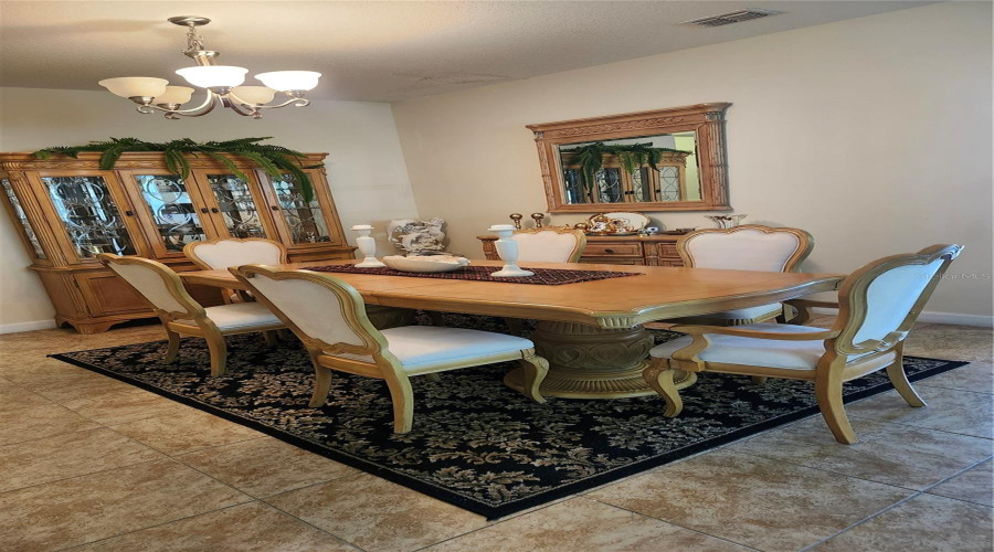 DAVENPORT, Florida 33837, 4 Bedrooms Bedrooms, ,3 BathroomsBathrooms,Residential,For Sale,LAKE SIDE,0,MFRS5149453