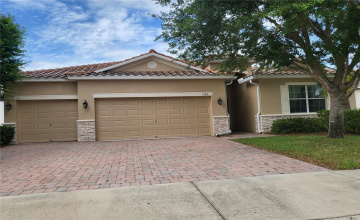 DAVENPORT, Florida 33837, 4 Bedrooms Bedrooms, ,3 BathroomsBathrooms,Residential,For Sale,LAKE SIDE,0,MFRS5149453