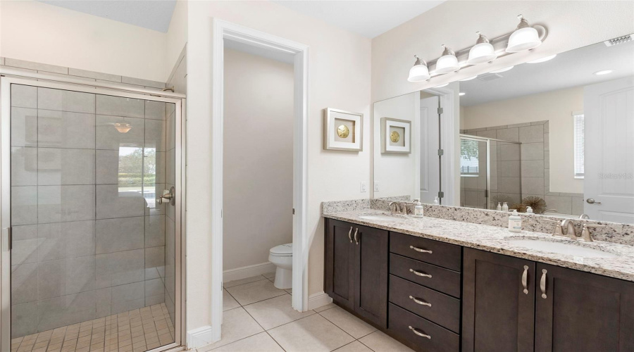 KISSIMMEE, Florida 34747, 8 Bedrooms Bedrooms, ,6 BathroomsBathrooms,Residential,For Sale,FAIRFAX,0,MFRO6416980