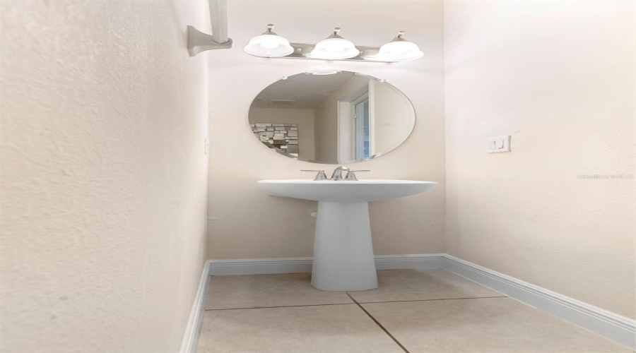 KISSIMMEE, Florida 34747, 8 Bedrooms Bedrooms, ,6 BathroomsBathrooms,Residential,For Sale,FAIRFAX,0,MFRO6416980