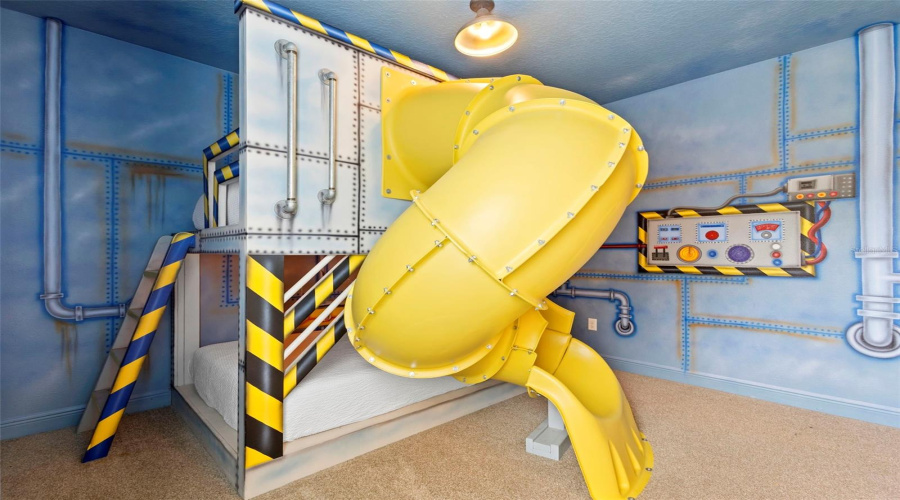 KISSIMMEE, Florida 34747, 8 Bedrooms Bedrooms, ,6 BathroomsBathrooms,Residential,For Sale,FAIRFAX,0,MFRO6416980