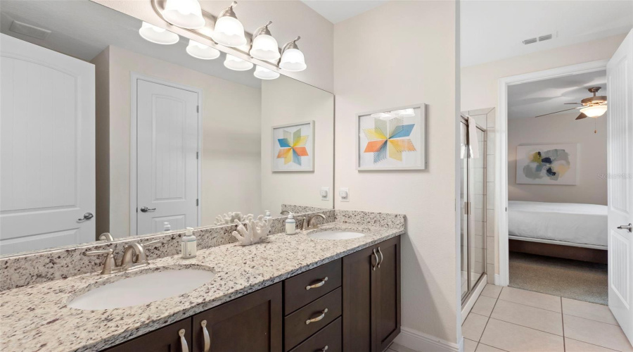 KISSIMMEE, Florida 34747, 8 Bedrooms Bedrooms, ,6 BathroomsBathrooms,Residential,For Sale,FAIRFAX,0,MFRO6416980