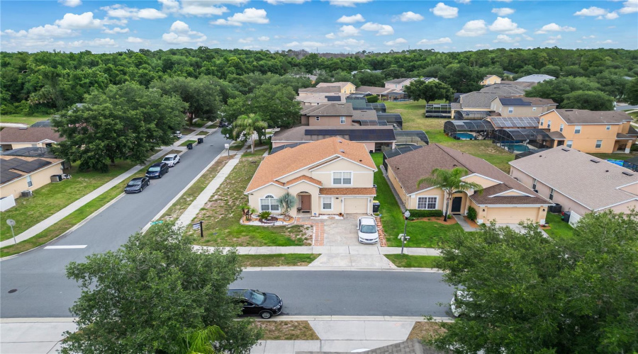 DAVENPORT, Florida 33896, 5 Bedrooms Bedrooms, ,4 BathroomsBathrooms,Residential,For Sale,SANDY RIDGE,0,MFRO6417009