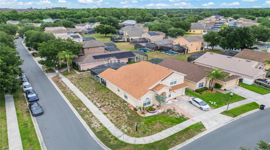 DAVENPORT, Florida 33896, 5 Bedrooms Bedrooms, ,4 BathroomsBathrooms,Residential,For Sale,SANDY RIDGE,0,MFRO6417009