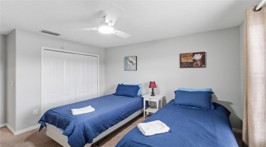 KISSIMMEE, Florida 34747, 4 Bedrooms Bedrooms, ,3 BathroomsBathrooms,Residential,For Sale,BEACH PALM,0,MFRO6416702