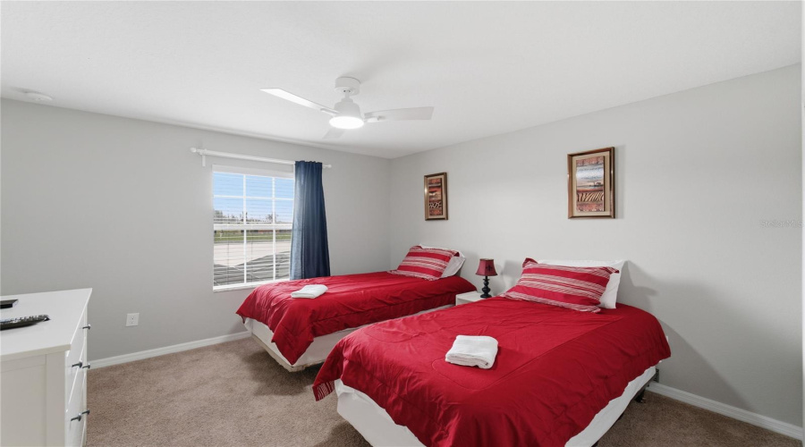 KISSIMMEE, Florida 34747, 4 Bedrooms Bedrooms, ,3 BathroomsBathrooms,Residential,For Sale,BEACH PALM,0,MFRO6416702
