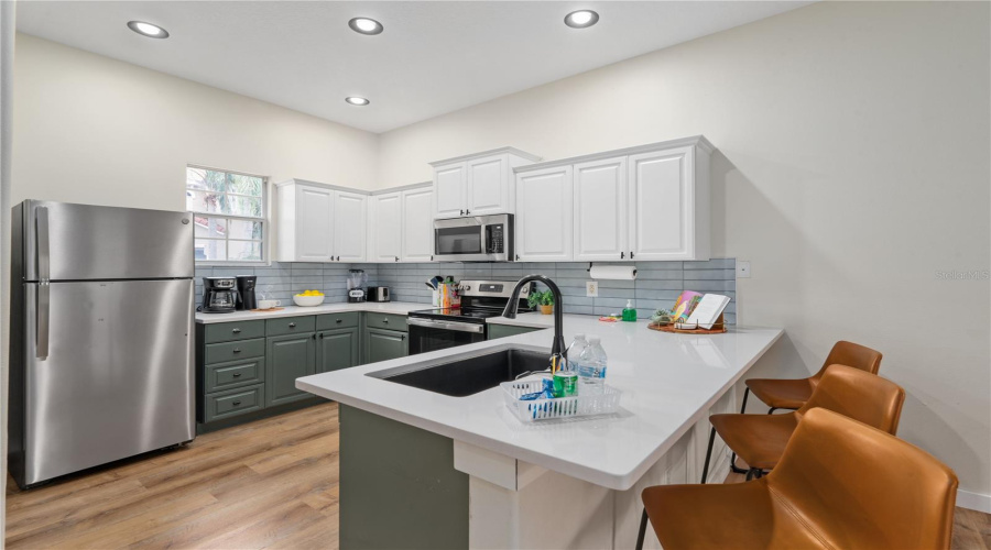 DAVENPORT, Florida 33897, 4 Bedrooms Bedrooms, ,3 BathroomsBathrooms,Residential,For Sale,BRUNELLO,0,MFRS5151939